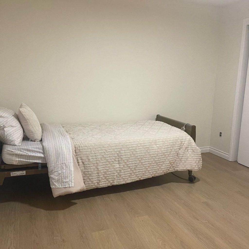 5949442793992293154 (1)